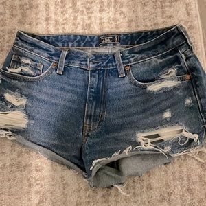 Abercrombie and fitch low rise shorts